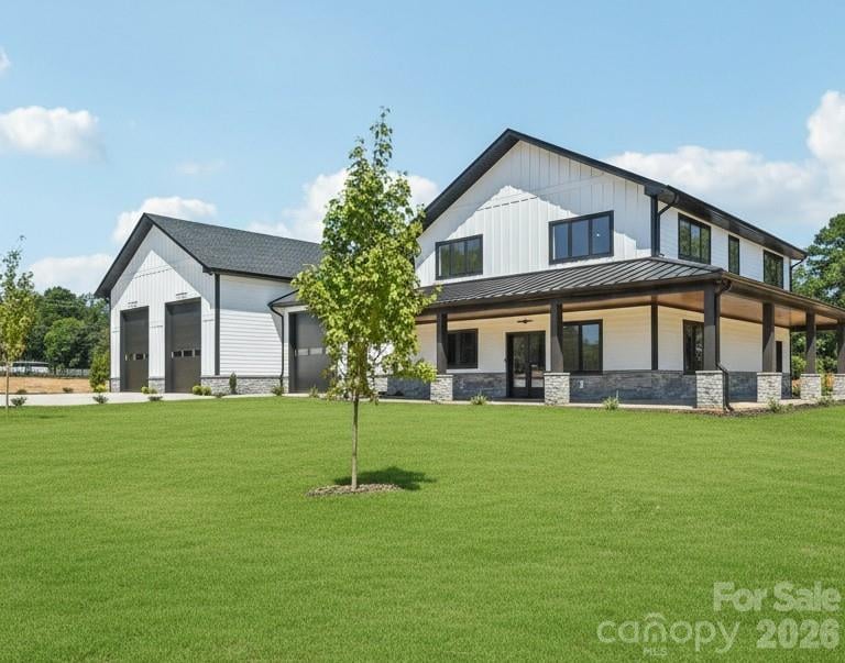 109 Winners Circle, Mooresville, NC - 2 beds, 2.5 baths, 2,800 sqft - $1,560,500