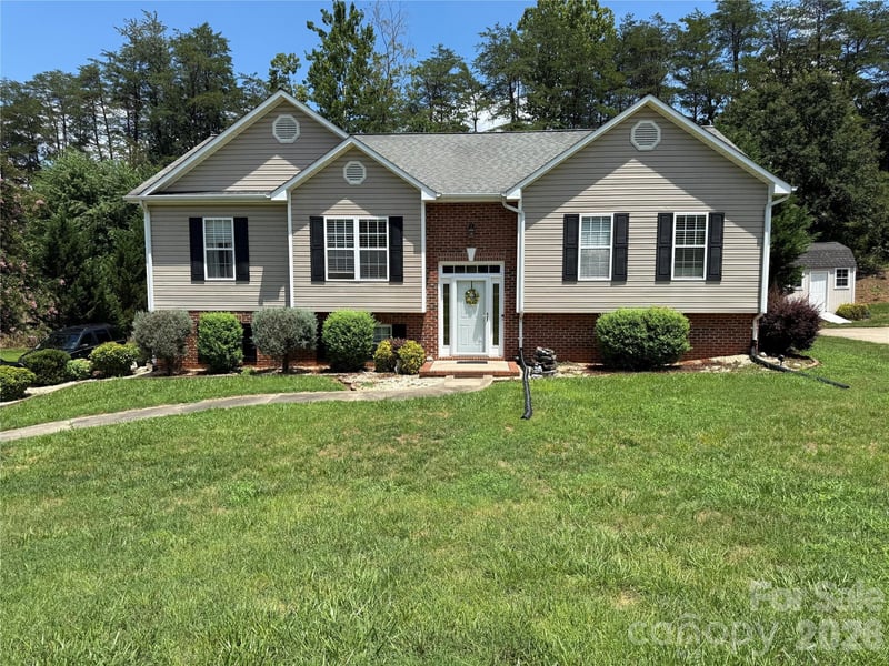 97 Freshfield Drive, Hudson, NC - 4 beds, 2 baths, 2,408 sqft - $379,900