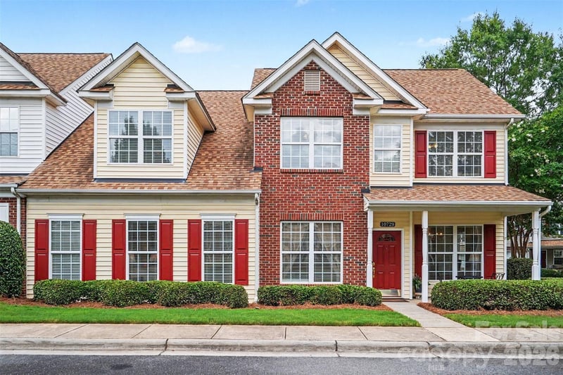 10729 Yellow Tail Court, Charlotte, NC - 4 beds, 2.5 baths, 2,769 sqft - $499,900