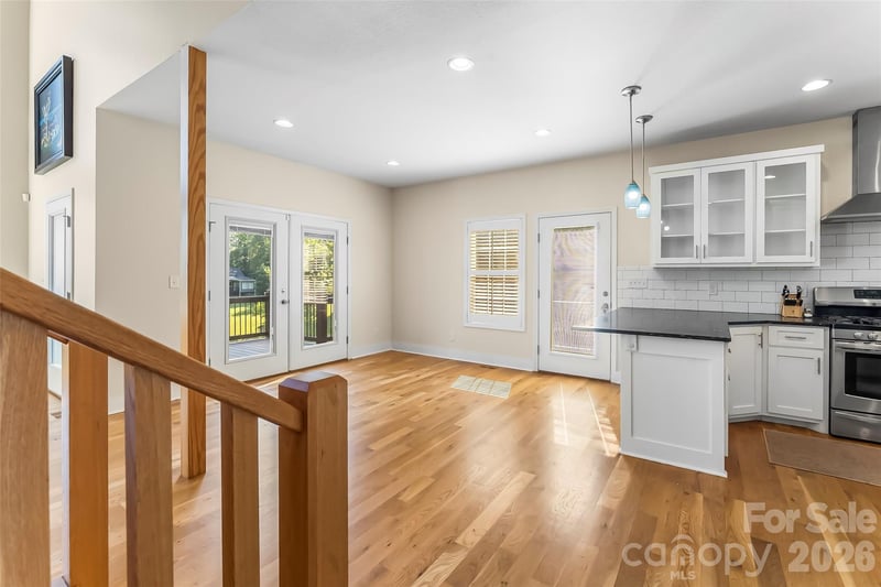 94 S Fairway Drive, Nebo, NC - 3 beds, 3.5 baths, 2,768 sqft - $799,000