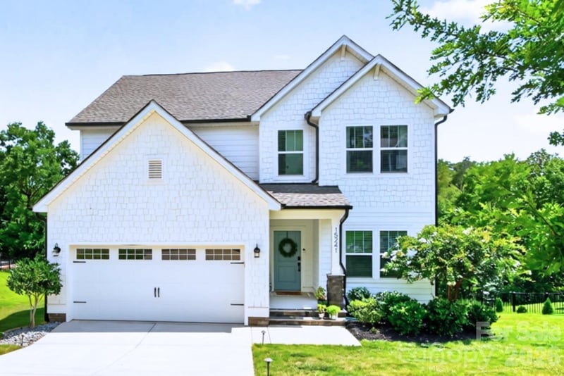 15241 Windward Lane, Lancaster, SC - 3 beds, 2.5 baths, 2,791 sqft - $580,000
