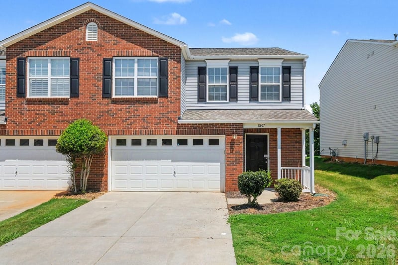 8607 Westhope Street, Charlotte, NC - 2 beds, 2.5 baths, 1,724 sqft - $289,900