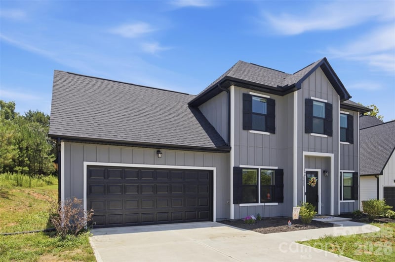 1311 Dockery Drive, Shelby, NC - 4 beds, 3.5 baths, 1,956 sqft - $465,000
