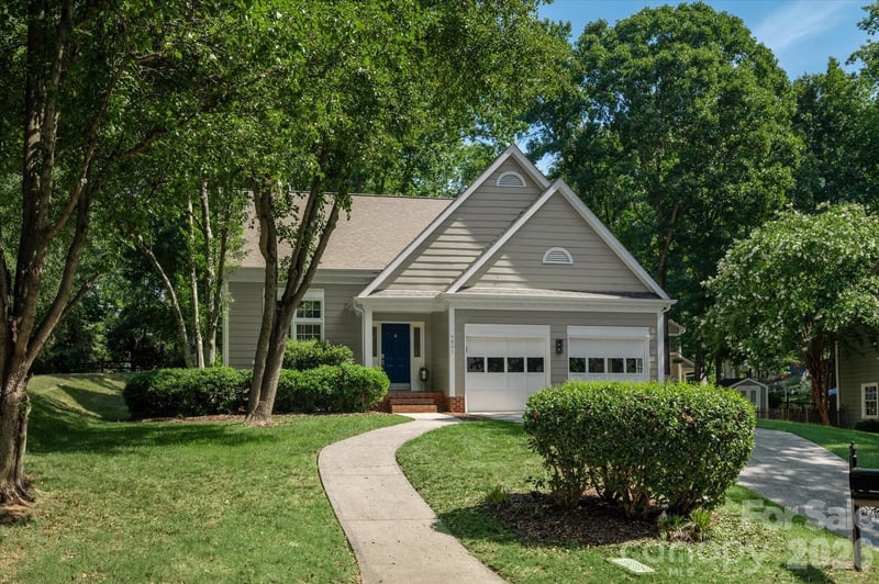 9801 Deer Spring Lane, Charlotte, NC - 3 beds, 2.5 baths, 2,107 sqft - $595,000