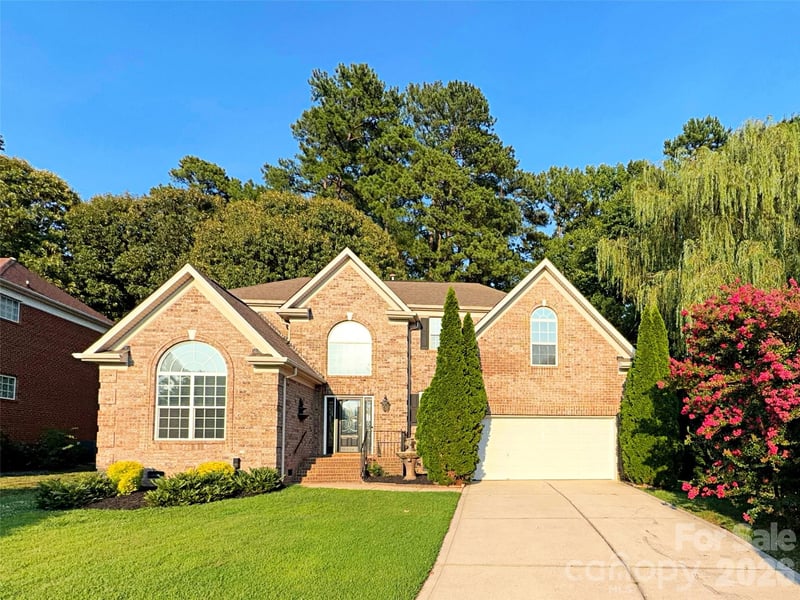 16008 Cleveleys Trail, Huntersville, NC - 4 beds, 2.5 baths, 3,053 sqft - $649,900
