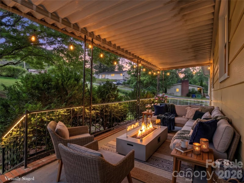 230 School Road E, Asheville, NC - 3 beds, 2 baths, 851 sqft - $389,000