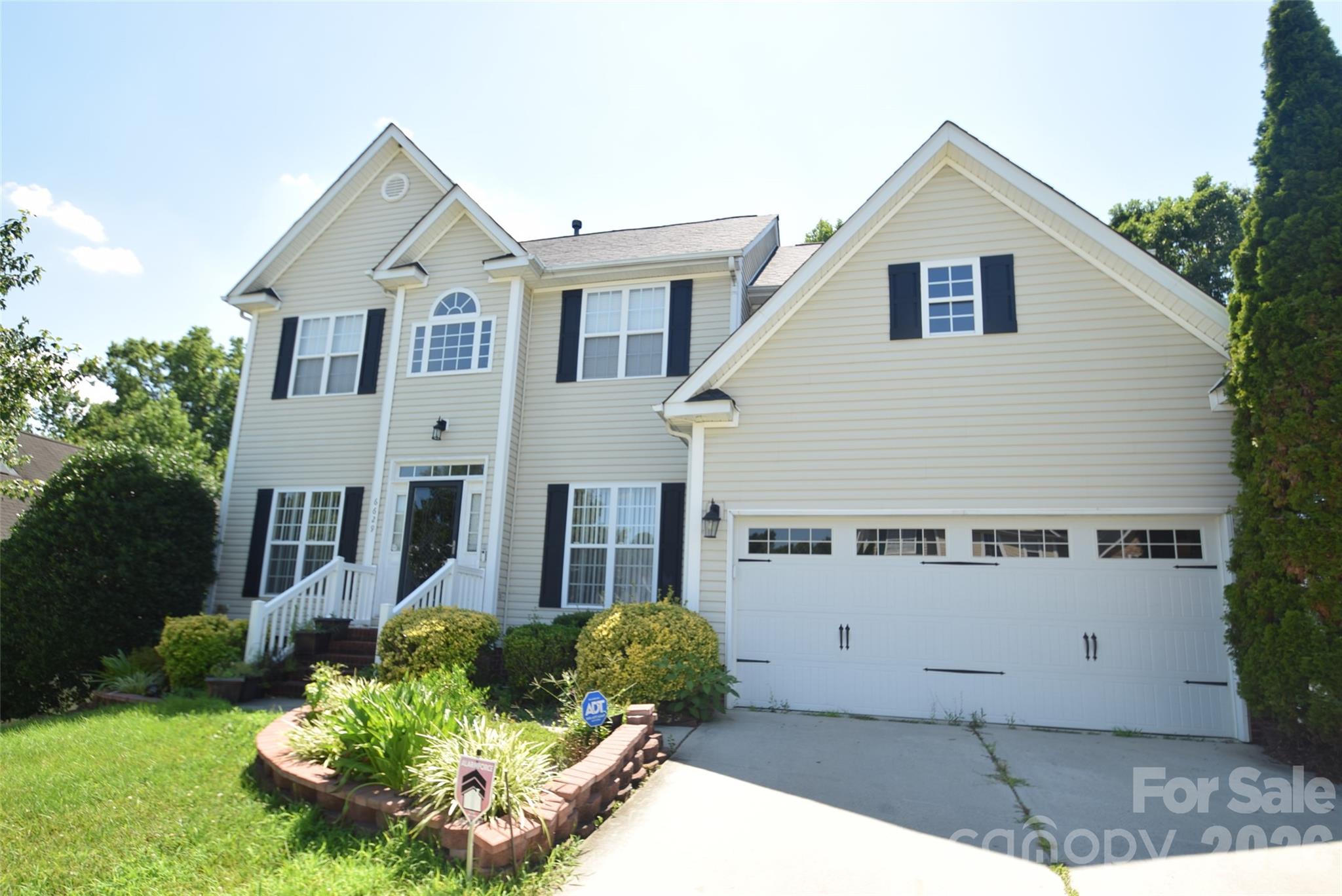 6629 Pattonsburg Drive, Charlotte, NC. property listing photo