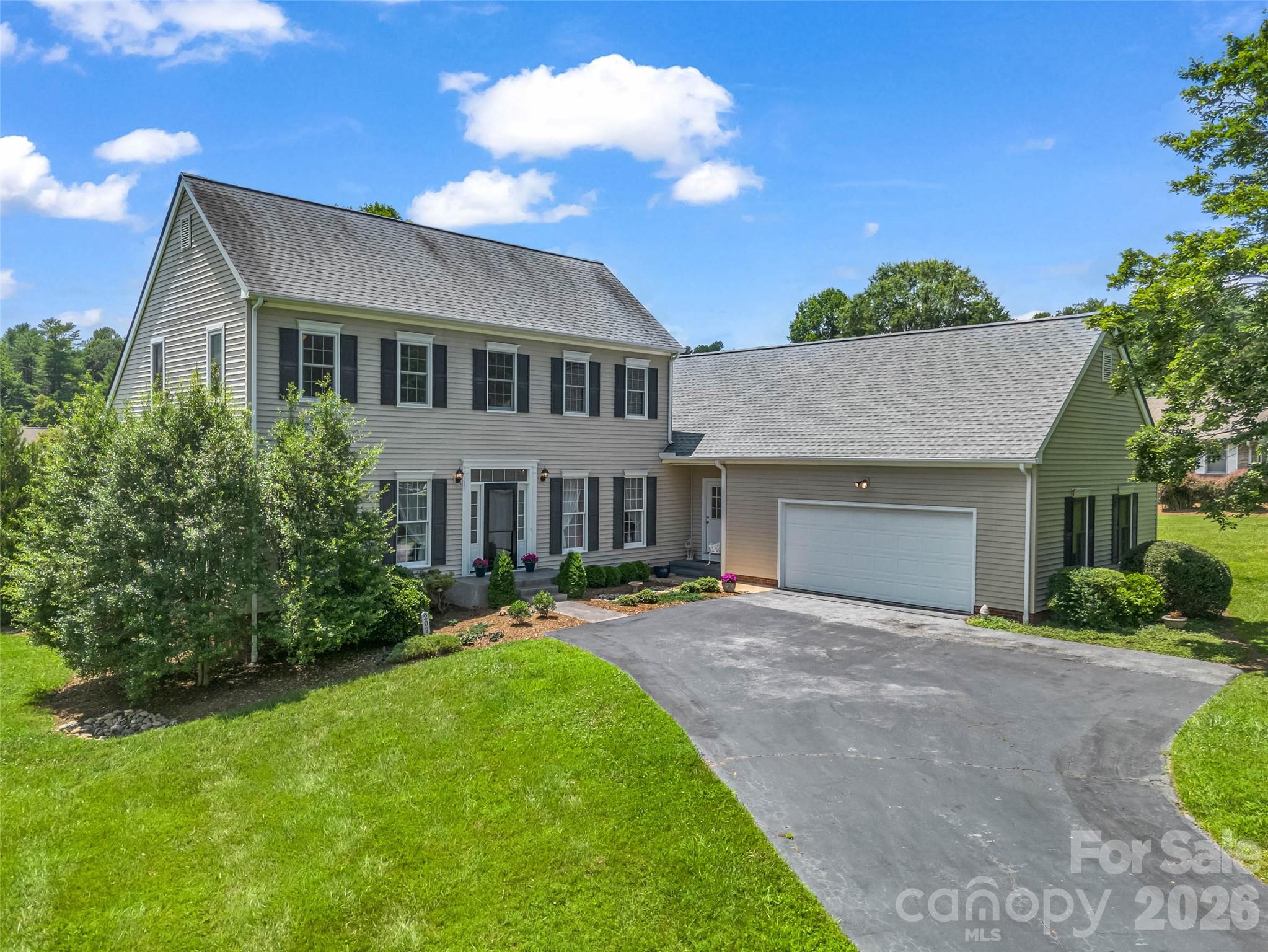 207 Sugar Hollow Road, Hendersonville, NC. property listing photo