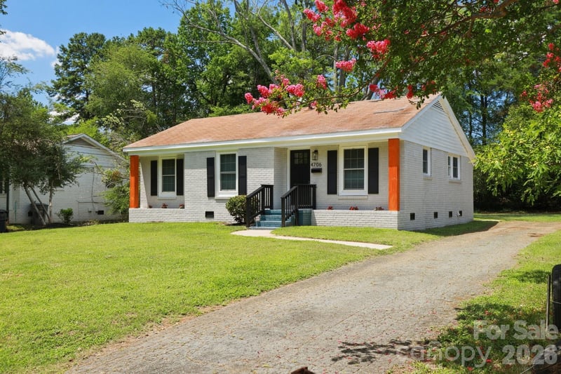 4706 Brooktree Drive, Charlotte, NC - 3 beds, 2 baths, 960 sqft - $274,900