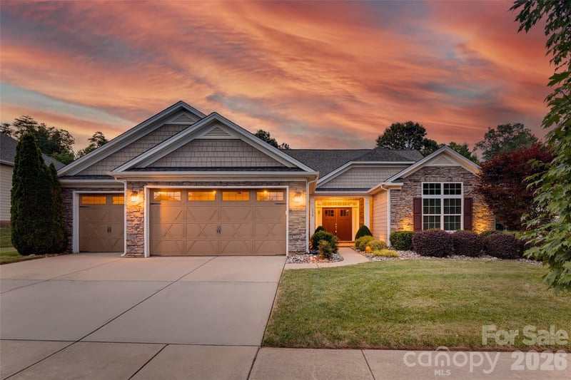 5218 Casper Drive, Charlotte, NC - 3 beds, 2.5 baths, 2,227 sqft - $549,000