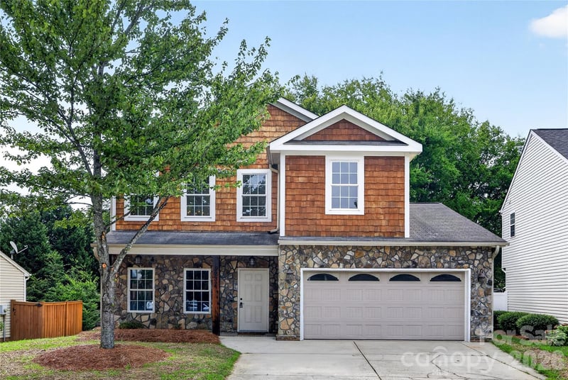 9232 Aloysia Lane, Charlotte, NC - 4 beds, 2.5 baths, 2,161 sqft - $399,000