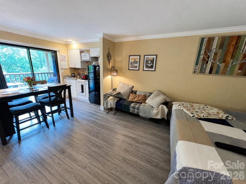 160 Whitney Boulevard Apt 35, Lake Lure, NC - 1 bed, 1 bath, 474 sqft - $89,000