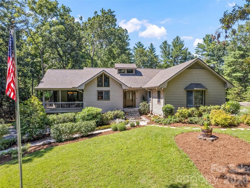 58 Sedgewood Court, Fairview, NC - 3 beds, 3 baths, 3,837 sqft - $1,265,000
