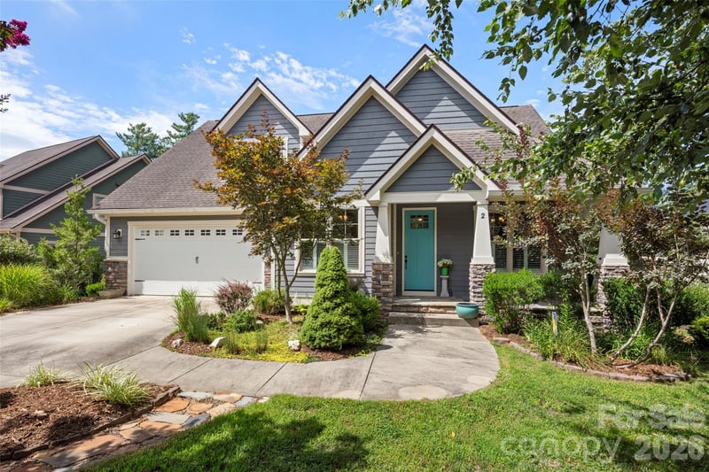 2 Ayr Court, Arden, NC - 3 beds, 2.5 baths, 2,570 sqft - $740,000