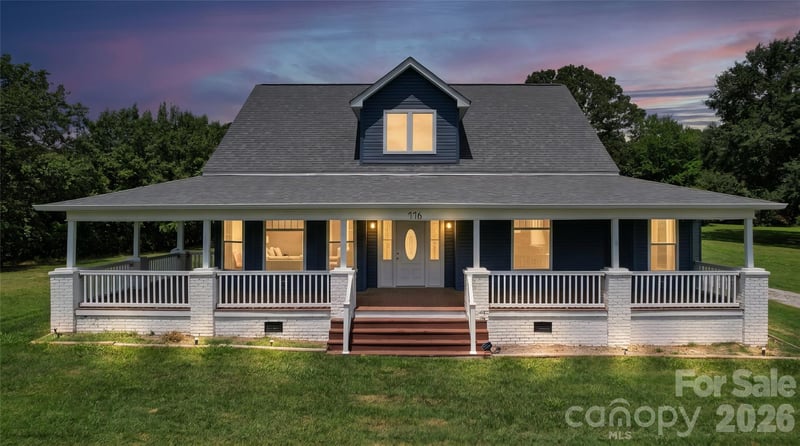 776 S Grove Street Extension, Lincolnton, NC - 4 beds, 3.5 baths, 3,581 sqft - $480,000