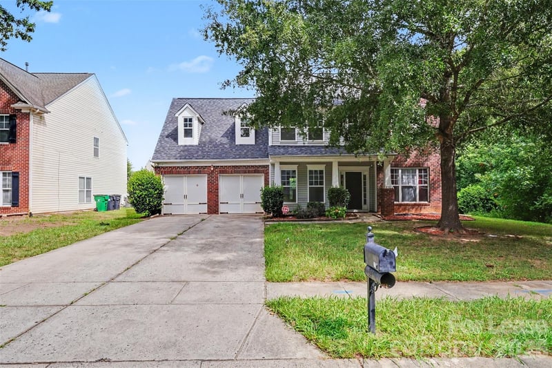 3111 Gloxinia Road, Charlotte, NC - 4 beds, 2.5 baths - $2,400