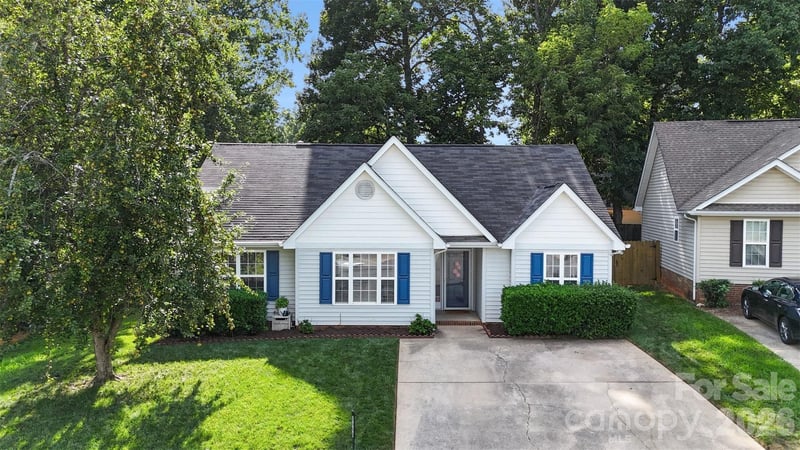 5906 Meadow Hill Drive, Charlotte, NC - 3 beds, 2 baths, 1,417 sqft - $350,000