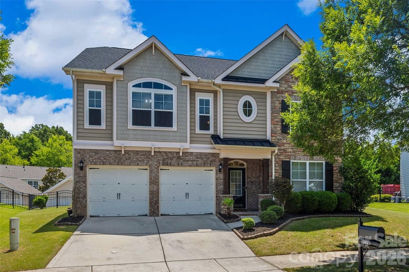 3025 Scottcrest Way, Waxhaw, NC - 5 beds, 4 baths, 3,219 sqft - $599,999