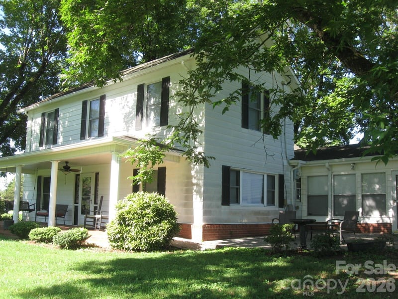 3817 hartland Road, Lenoir, NC - 3 beds, 2 baths, 2,380 sqft - $434,900