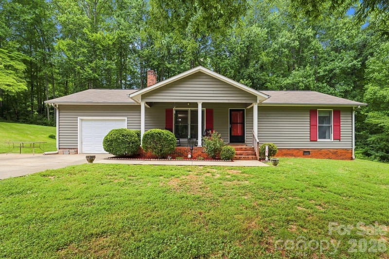 213 Hamilton Road, Troutman, NC - 2 beds, 2 baths, 1,174 sqft - $266,900