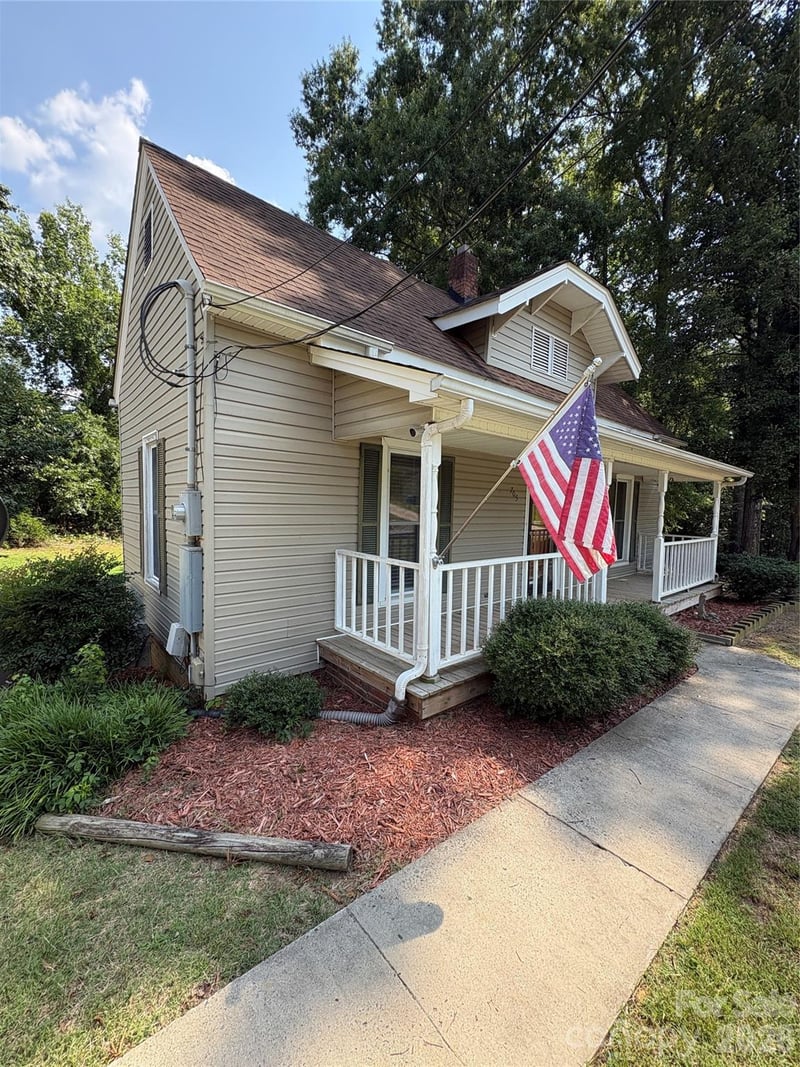 705 Parker Street, Albemarle, NC - 2 beds, 1 bath, 1,119 sqft - $229,000