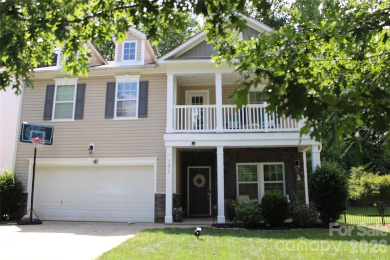 7211 Barefoot Forest Drive, Charlotte, NC - 4 beds, 2.5 baths, 2,850 sqft - $500,000