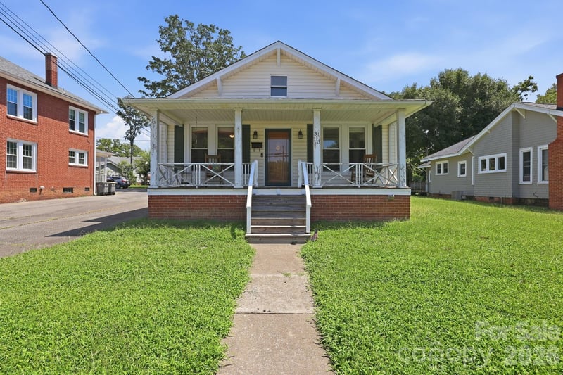 313 S Ridge Avenue, Kannapolis, NC - 2 beds, 1 bath, 1,200 sqft - $225,000