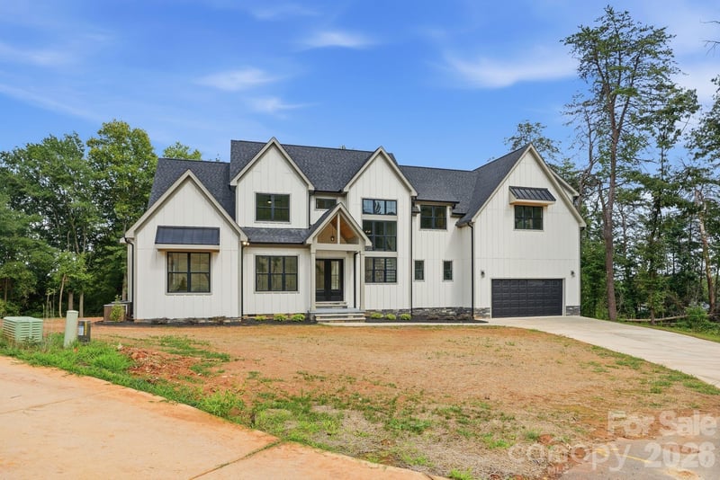 301 Spanish Oak Lane, Gastonia, NC - 4 beds, 5 baths, 4,642 sqft - $974,900