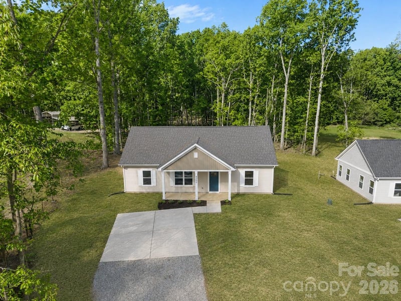 820 Bethlehem Road, Kings Mountain, NC - 3 beds, 2 baths, 1,311 sqft - $279,900