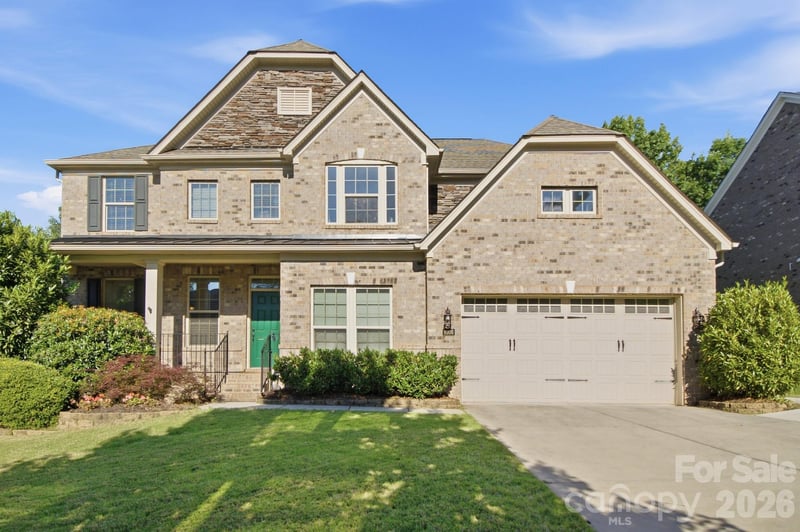 8306 Early Bird Way, Charlotte, NC - 4 beds, 3.5 baths, 3,319 sqft - $695,000