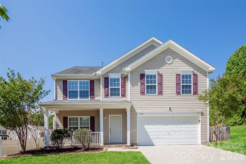 7005 Copper Ridge Court, Gastonia, NC - 4 beds, 2.5 baths - $2,370