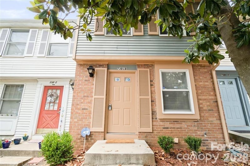 7301 Pebblestone Drive Apt D, Charlotte, NC - 2 beds, 1.5 baths, 1,153 sqft - $194,900