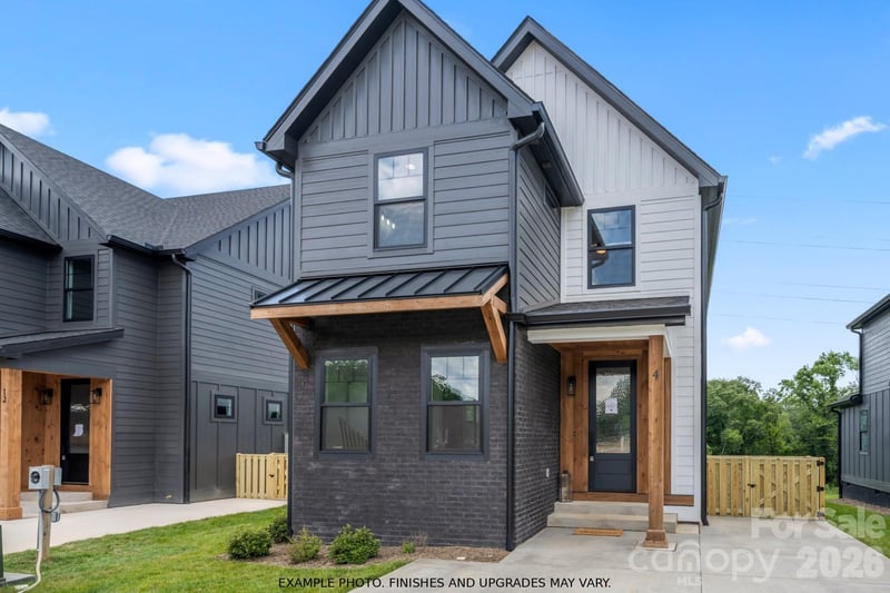 93 Martha Avenue Apt 10, Hendersonville, NC - 3 beds, 2.5 baths, 1,825 sqft - $589,000