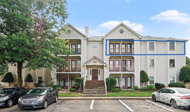 6165 Meadow Rose Lane, Charlotte, NC - 2 beds, 2 baths, 887 sqft - $119,000