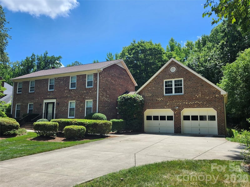 3836 Singletree Road, Charlotte, NC - 4 beds, 2.5 baths, 2,598 sqft - $550,000
