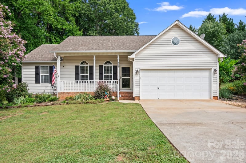 138 Valley Glen Drive, Troutman, NC - 3 beds, 2 baths, 1,183 sqft - $390,000