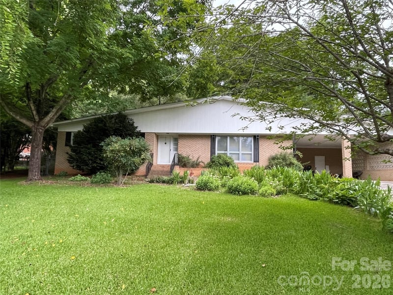 3209 Greenwood Park Circle, Albemarle, NC - 3 beds, 2 baths, 1,562 sqft - $261,900