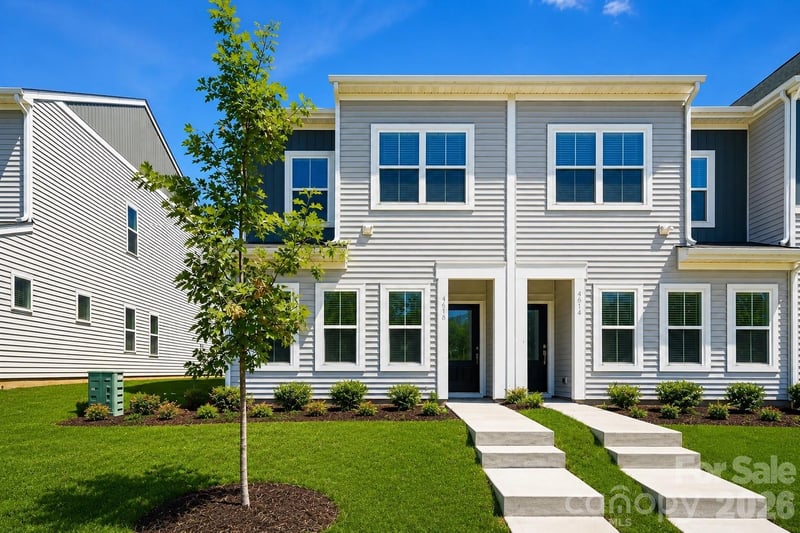 4618 Lakeview Road, Charlotte, NC - 3 beds, 2.5 baths, 1,456 sqft - $312,990