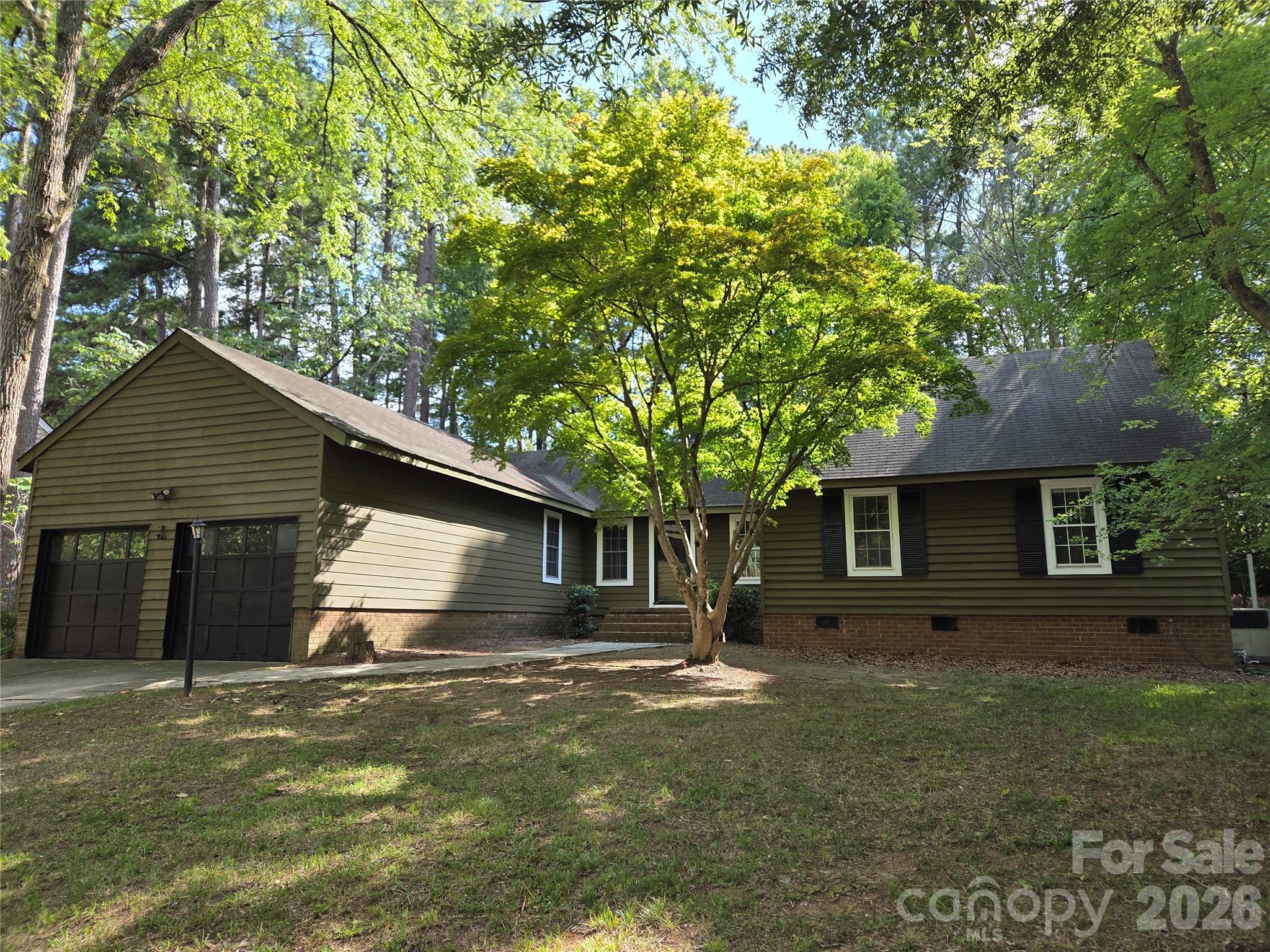 8315 Park Vista Circle, Charlotte, NC. property listing photo