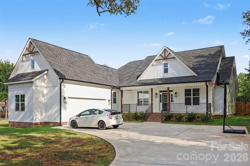 1424 Autumnwood Drive Apt 17, Rock Hill, SC - 4 beds, 2.5 baths, 2,139 sqft - $599,500