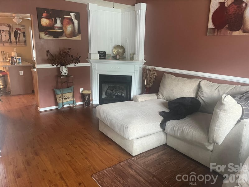 3024 Mayer House Court, Charlotte, NC - 3 beds, 2.5 baths, 1,382 sqft - $243,900