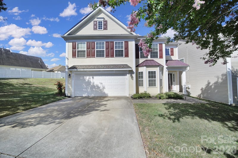 4041 Abbotsbury Drive, Fort Mill, SC - 4 beds, 2.5 baths, 2,030 sqft - $425,000