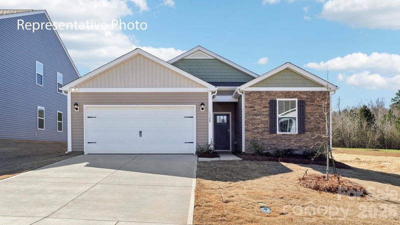 466 Dazzle Loop, Newton, NC - 3 beds, 2 baths, 1,343 sqft - $299,000