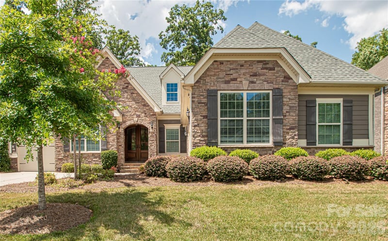 324 Eden Hollow Lane, Matthews, NC - 4 beds, 3.5 baths, 3,576 sqft - $1,350,000