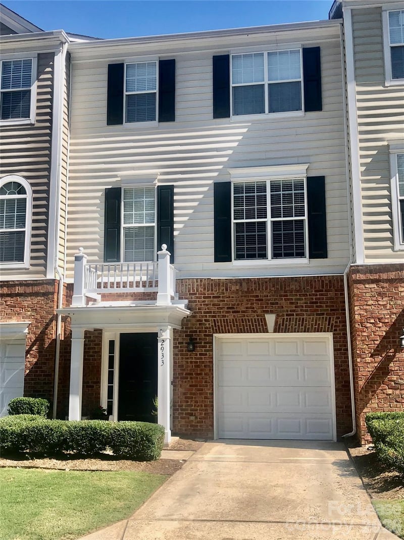 2933 Duvalla Avenue, Charlotte, NC - 3 beds, 3 baths, 1,959 sqft - $2,950