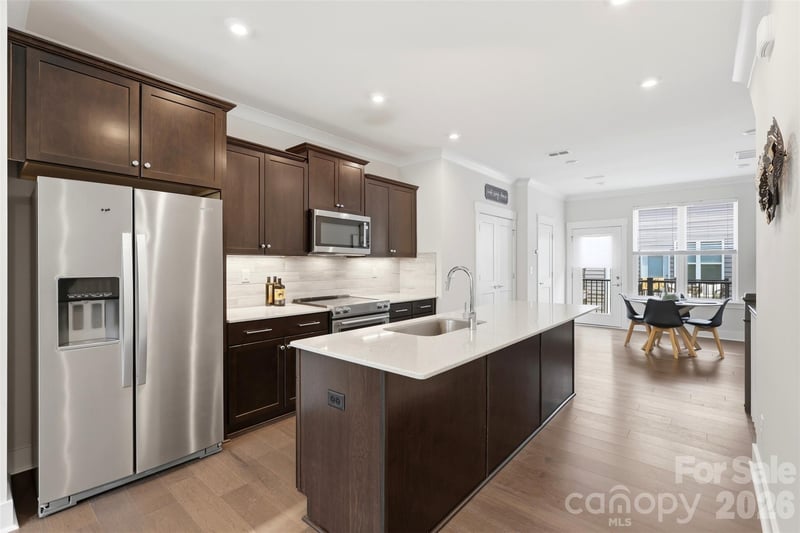 2009 Federation Court, Charlotte, NC - 2 beds, 2.5 baths, 1,386 sqft - $435,000