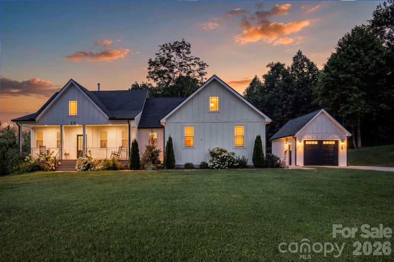 29 Banner Cottages Lane, Mills River, NC - 3 beds, 2 baths, 1,744 sqft - $750,000
