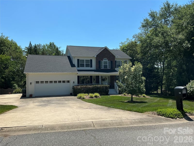 108 Clearwater Drive, Morganton, NC - 5 beds, 3.5 baths, 3,882 sqft - $675,000