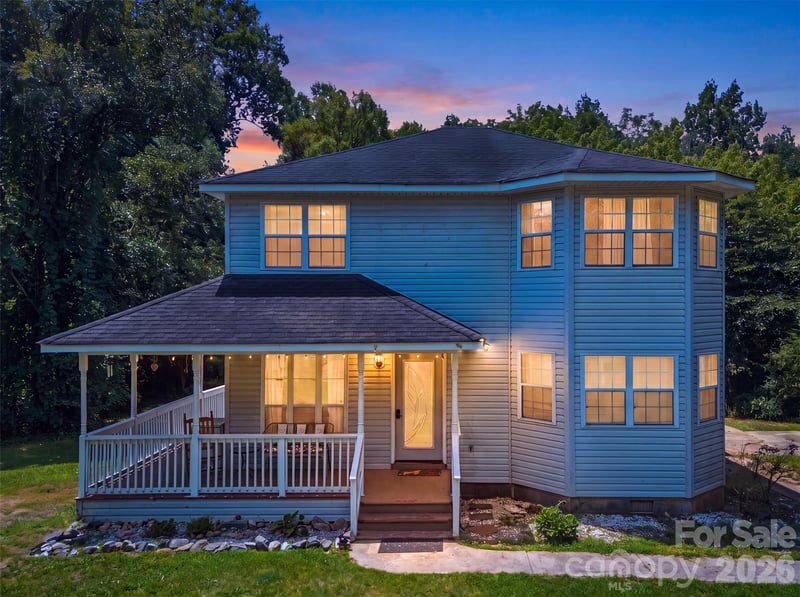 154 Reep Road, Kings Mountain, NC - 3 beds, 2.5 baths, 1,646 sqft - $339,900