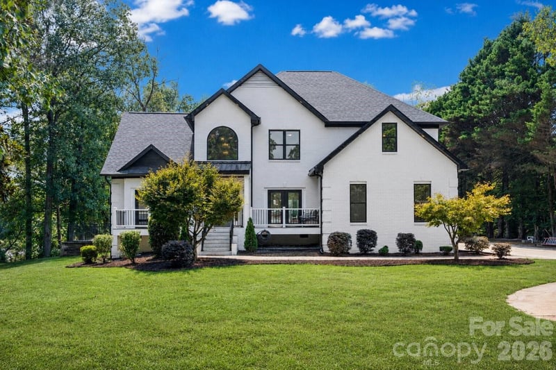 9827 Potter Road, Matthews, NC - 7 beds, 4.5 baths, 3,119 sqft - $980,000
